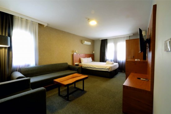 hotel-img